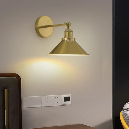 Applique murale rétro en fer et laiton avec LED réglable — LZ4X9Q2