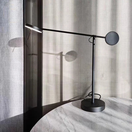 Lampadaire LED minimaliste rotatif pour lecture — LZ4X9P2