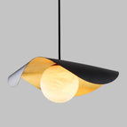 50 cm noir / Lumière chaude