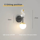 E Position assise / Lumière chaude