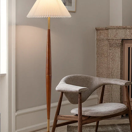Lampadaire en bois de noyer avec abat-jour en tissu décoratif — LZ4X9M