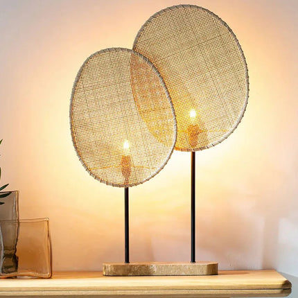 Lampadaire en rotin tissé style asiatique pour intérieur moderne — LZ4X9T1