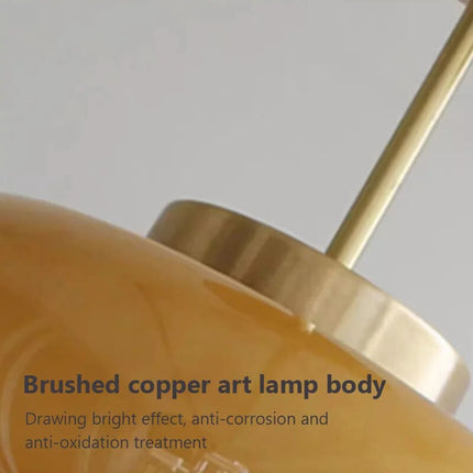 Lustre suspension en verre orange et laiton antique style médiéval — LZ4X9P2Q