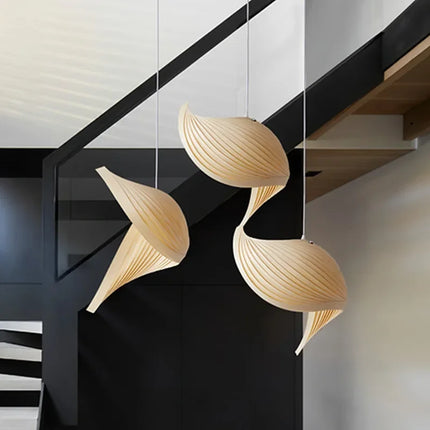 Suspension japonaise artisanale en bois à finition plissée — LZ4G7T1