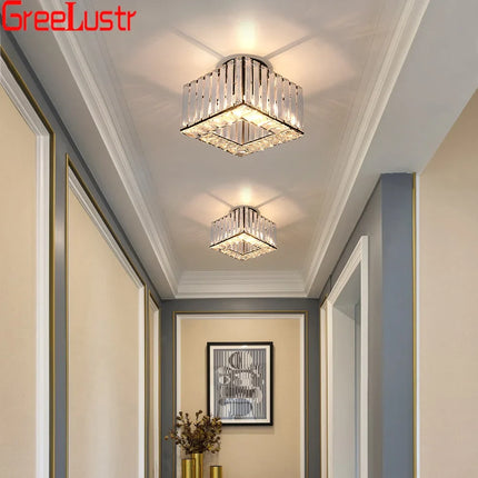 Plafonnier LED moderne avec cristaux élégants — LZ4P9XJ
