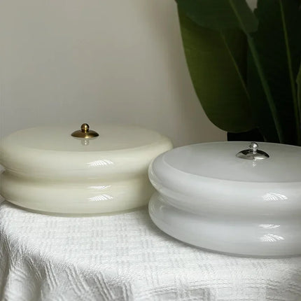Plafonnier en verre au design moderne et élégant — LZ4X9T2