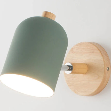 Applique murale nordique en fer et bois au design moderne — LZ4X9P2