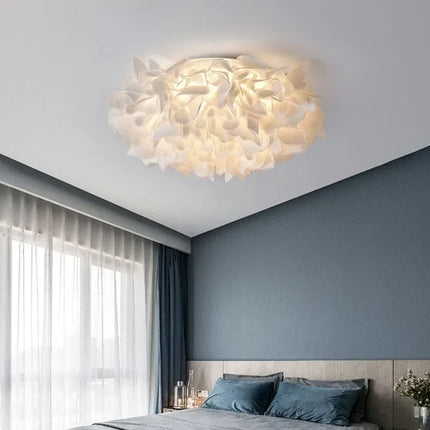 Plafonnier LED moderne pour ambiance intérieure raffinée — LZ4X9T2
