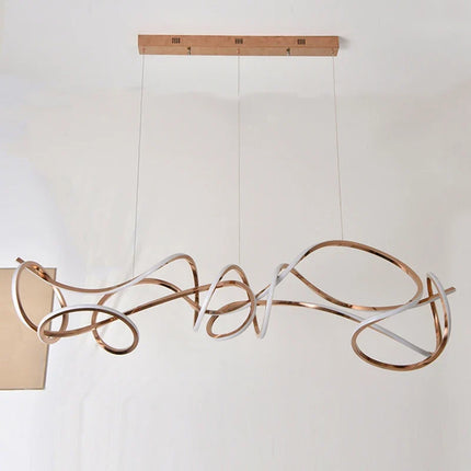 Lustre moderne pour éclairage intérieur élégant et raffiné — LZ4X9Q2N