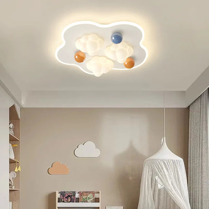 Plafonnier nuage crème pour chambre enfant moderne et chaleureuse — LZ4X9T