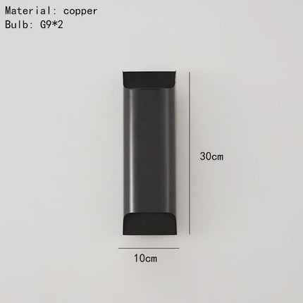Applique murale LED en laiton au design moderne et épuré — LZ4X9T2