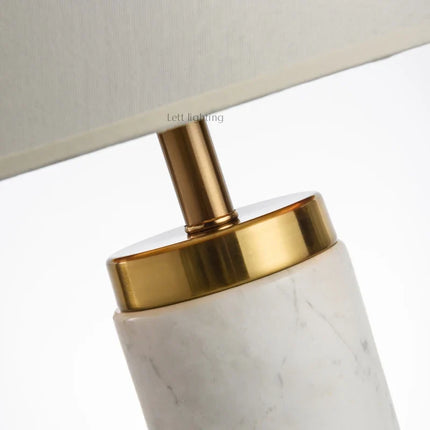 Lampe de bureau minimaliste en tissu marbré pour intérieur raffiné — LZ4D7Q9