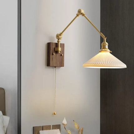 Applique murale LED pivotante en cuivre avec interrupteur à chaîne — LZ4X9T2