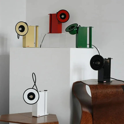 Applique murale LED magnétique polyvalente pour intérieur — LZ4R9XQ