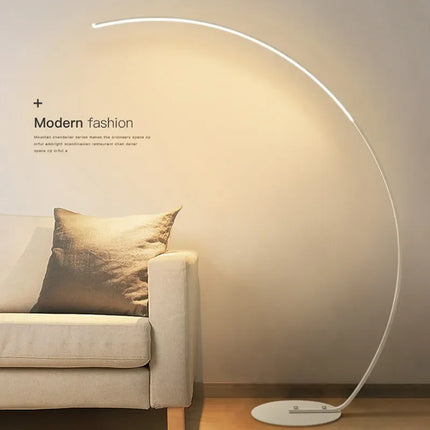 Lampadaire LED au design minimaliste et moderne — LZ7X9Q2