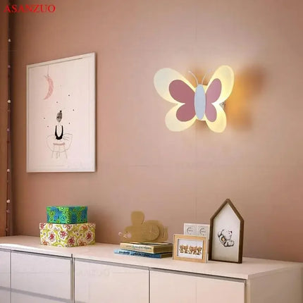 Applique murale LED papillon décorative pour chambre enfant — LZ4X9T2