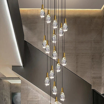 Lustre moderne en cristal pour escalier colimaçon — LZ4X9Q7