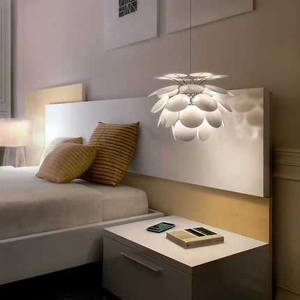 Suspension lustre design pomme de pin espagnole — LZ4X9T2