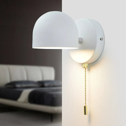 Applique murale LED nordique avec interrupteur et prise, noir et blanc pour chambre et hôtel — LZ4X9M2