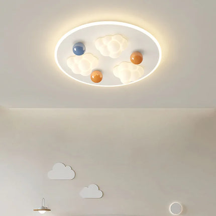 Plafonnier nuage crème pour chambre enfant moderne et chaleureuse — LZ4X9T