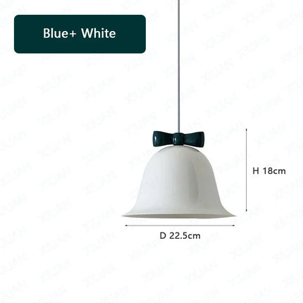 Suspension enfant décorative avec nœud papillon — LZ4X7Q