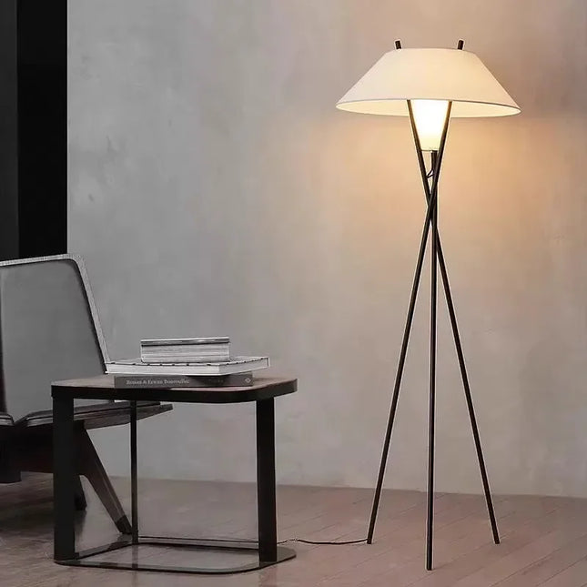 lampadaire led moderne avec interrupteur au pied pour décoration maison