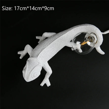 Applique murale lézard en résine avec luminaire de nuit — LZ4X9P2