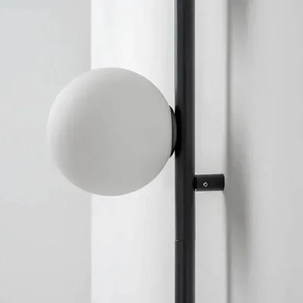 Applique murale LED longue avec prise câble intégrée — LZ4F9X2