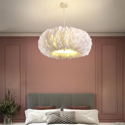 Lustre LED moderne avec décoration plume pour intérieur — LZ4X9T2