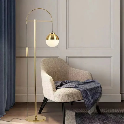 Lampadaire design nordique rétro doré pour intérieur élégant — LZ4X9Q2
