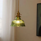 A - Verre clair / Ampoule non incluse