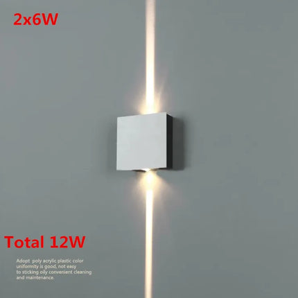 Applique murale LED au design carré minimaliste — LZ4X9P2