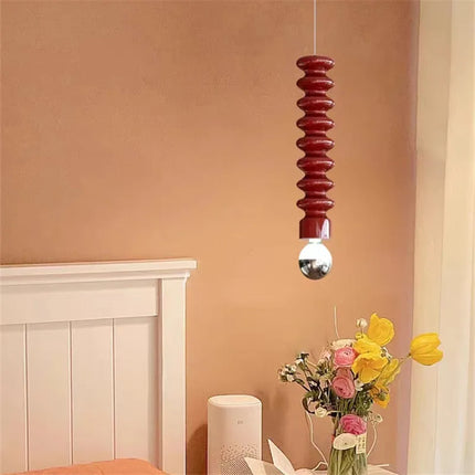 Suspension nordique au design Bauhaus pour une ambiance chaleureuse — LZ4X9JQ