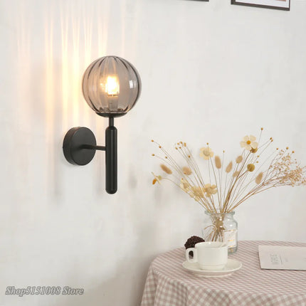 Applique murale LED nordique avec boule de verre pour salle de bain et escalier — LZ4P9XJ