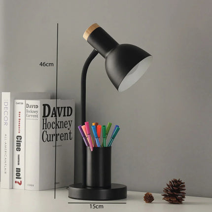 Lampe de bureau LED nordique avec porte-stylo décoratif — LZ4X9P