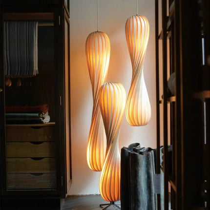 Lampadaire LED bois moderne spirale avec gradation pour salon — LZ4X9P2