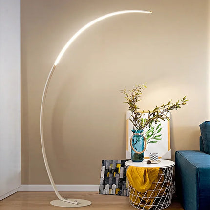 Lampadaire LED au design minimaliste et moderne — LZ7X9Q2