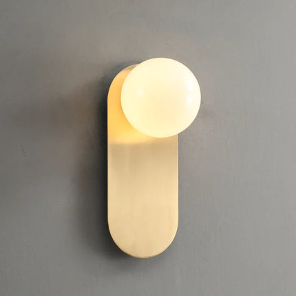 Applique murale nordique en cuivre doré avec boule LED en verre — LZ4X9P2