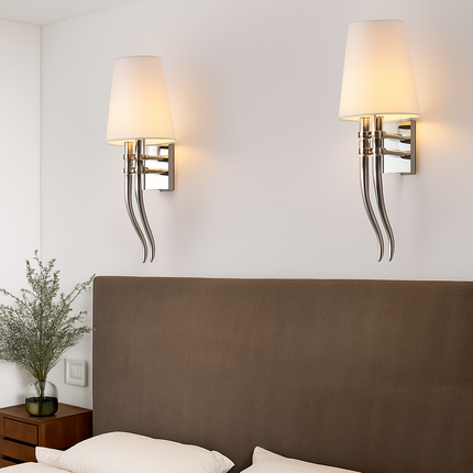 Applique murale LED chromée avec abat-jour style hôtel — LZ4X9QJ