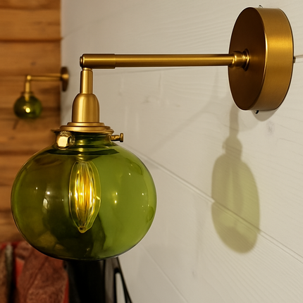 Applique murale nordique en verre et laiton avec miroir LED intégré — LZ4X9P2