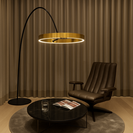 Lampadaire au design créatif pour intérieur moderne et élégant — LZ4N7Q2