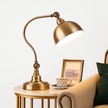 Lampe de table LED style rustique doré pour chevet ou bureau — LZ4X9P2
