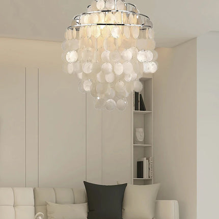 Lustre coquillage romantique avec carillon éolien style nordique — LZ4X9P2Q