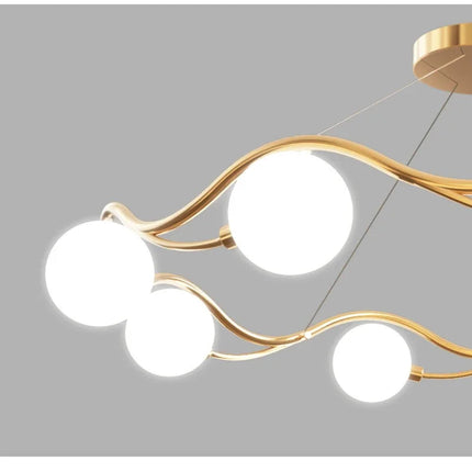 Lustre royal de luxe doré avec boule en verre LED — LZ4P9XQ