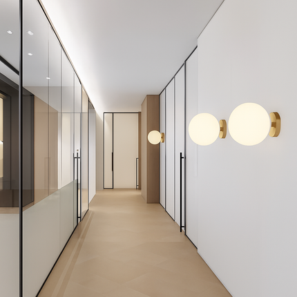 Plafonnier en verre au design moderne pour un éclairage raffiné — LZ4B7XQ