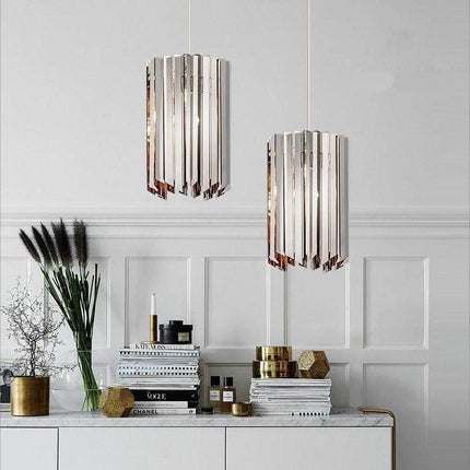 Suspension design à surface miroir chromée — LZ4X9P