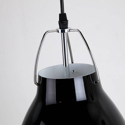 Suspension en aluminium au design scandinave épuré — LZ4X9P2