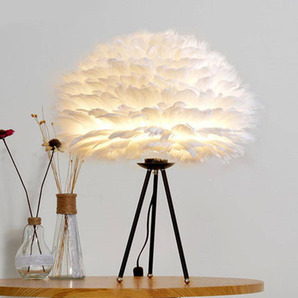 Lampe de table à plumes sur trépied Father — LZ4X9B2