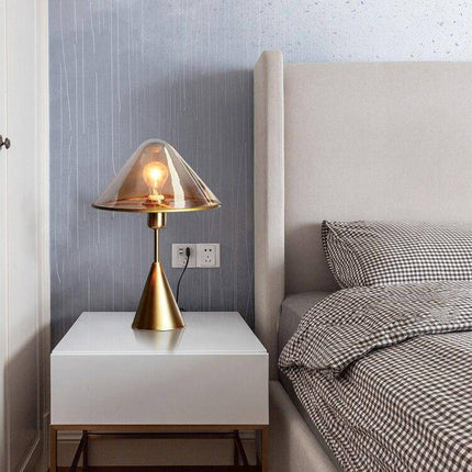 Lampe de table LED design cuivrée avec abat-jour en verre — LZ4X9P2