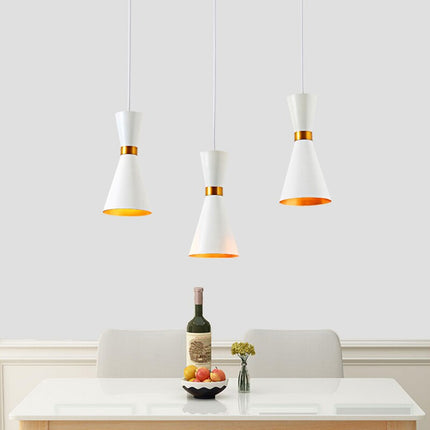 Lustre moderne LED en forme d'horloge métallique Gadea